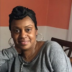 Meet your Posher, Adisha